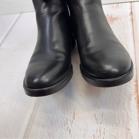 Tommy Hilfiger Women's Rezin Ornamented Zip-Up Booties SIZE 6M - Picture 9 of 17